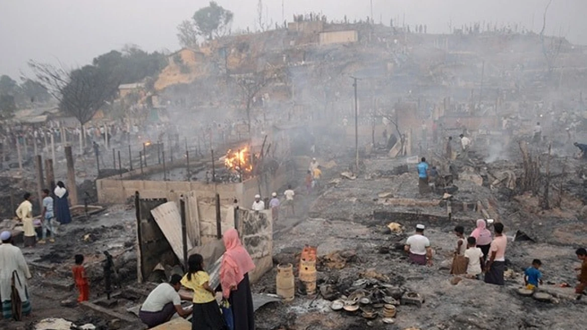 Μπανγκλαντές: Πυρκαγιά κατέστρεψε χιλιάδες κατοικίες σε προσφυγικό καταυλισμό