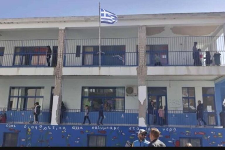 Σχολείο – Χίος: Καταγγελία Τσελέντη για «νέα Τέμπη» σε περίπτωση σεισμού