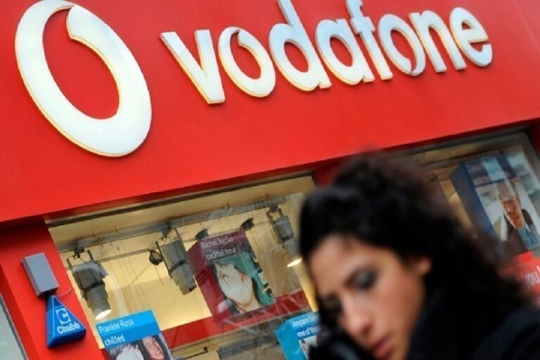 Vodafone: Σκοπεύει να καταργήσει 1.000 θέσεις εργασίας στην Ιταλία