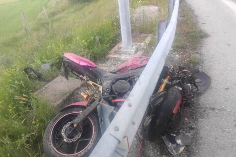 Κοζάνη: Λεωφορείο του ΚΤΕΛ συγκρούστηκε με μοτοσικλέτα – Νεκρός ο οδηγός του δίτροχου [vid]