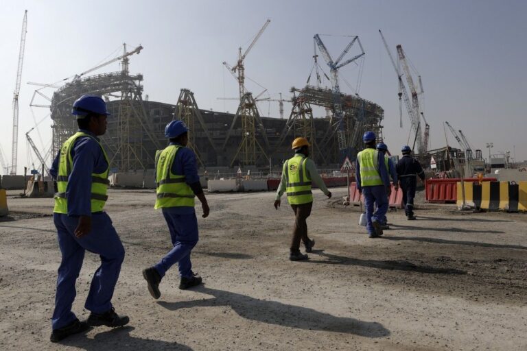Μουντιάλ: Εργάτες φυλακίστηκαν στο Κατάρ γιατί διεκδίκησαν τα δεδουλευμένα τους